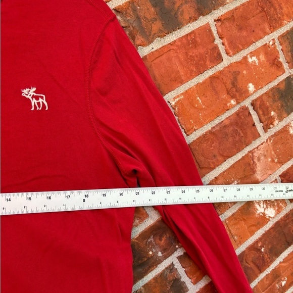 Abercrombie & Fitch Muscle Youth XL Red Long Sleeve Pullover Shirt - Picture 5 of 7
